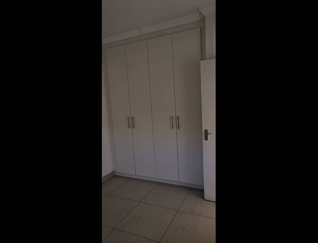 2 BEDROOM APARTMENT RENTED IN TOWNSEND ESTATE